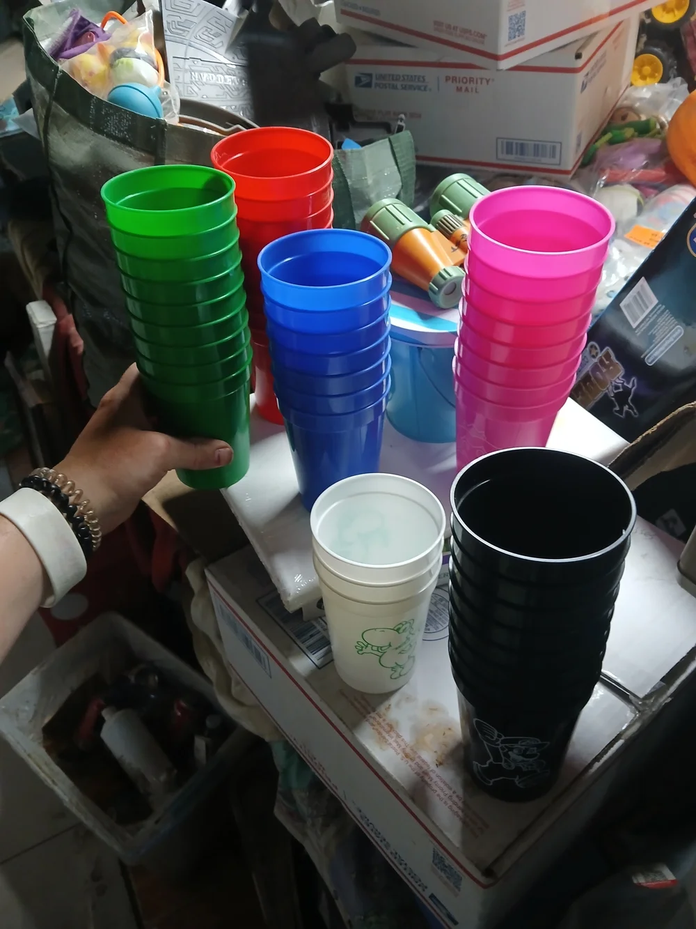 Lot Of 46 Super Mario Party Plastic Cups 8 Different Colors/characters